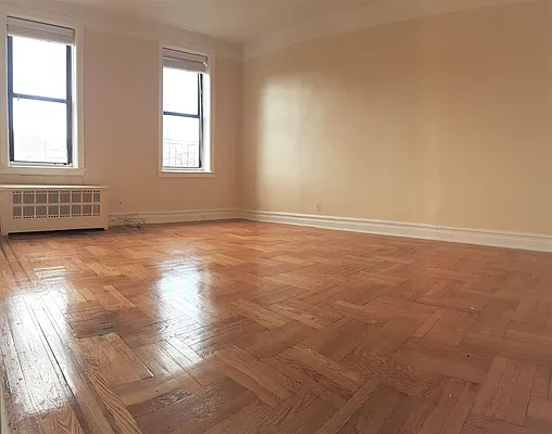 Rented by BRICK & GALO REALTY CORP | media 32