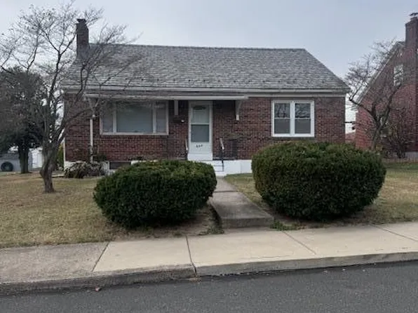 860 N Lacrosse St, Allentown, PA 18109