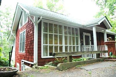 2nd image of 307 Chapman Rd