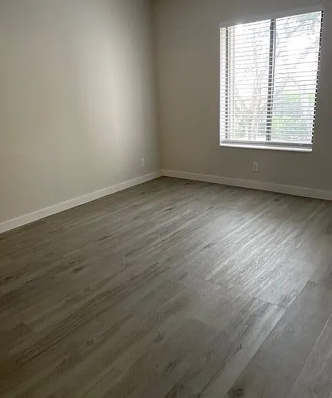 204 Foxtail Dr #F2 — Photo 8