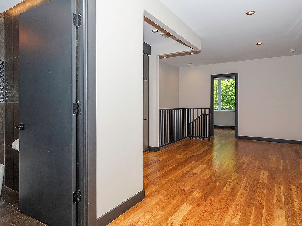 1st image of 2825 Snyder Ave #1C