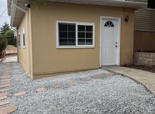 229 Timber Rd, Thousand Oaks, CA 91320