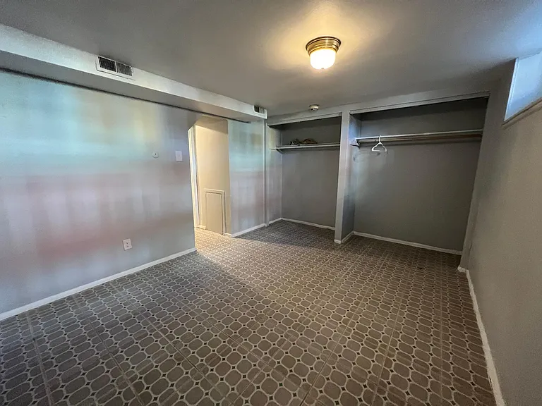 252 S 10th St #1F — Photo 14