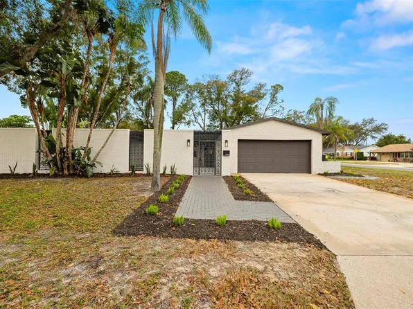 2580 62nd St N, Saint Petersburg, FL 33710