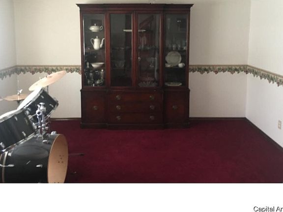 5th image of 36 Margaret Ct