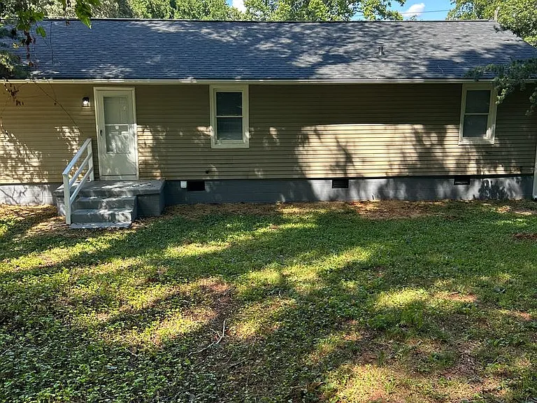 4115 Sheraton St — Photo 12