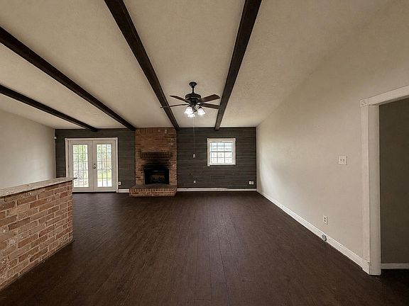 4th image of 3731 Nutwood Ln