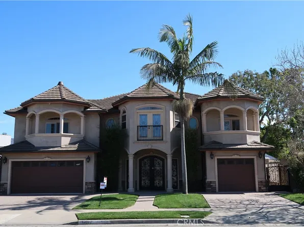 16802 Kamalii Dr, Huntington Beach, CA 92649