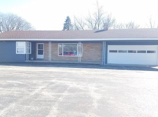 1001 W South St, Plano, IL 60545