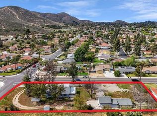 5293 Golden Ave, Riverside, CA 92505