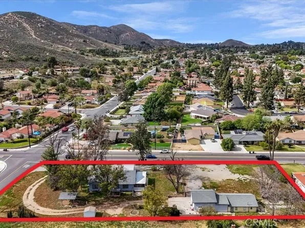 5293 Golden Ave, Riverside, CA 92505