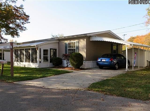 1st image of 17 West Dr