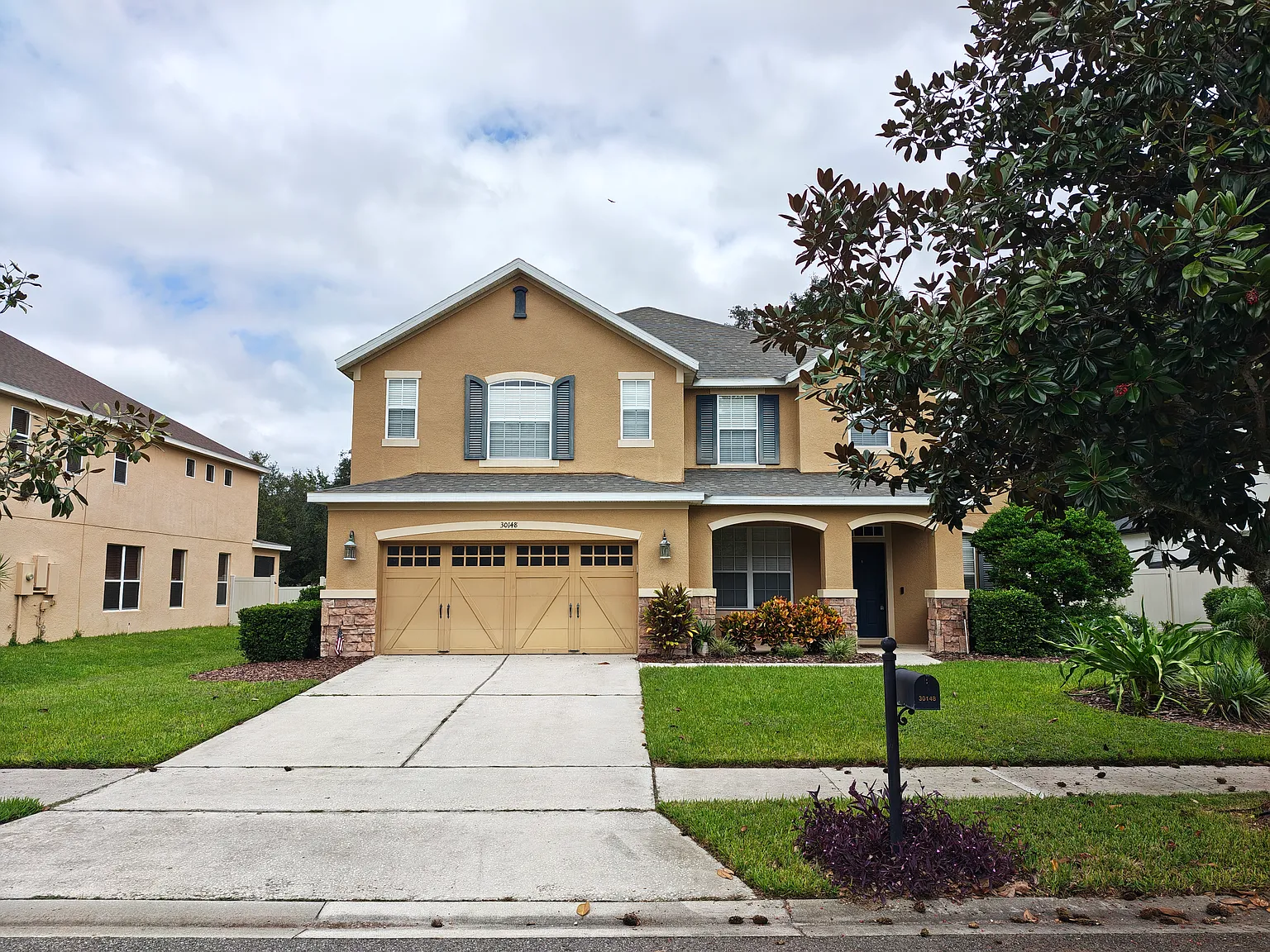 5 bed, 3320 sqft, $3,500 — Photo 3