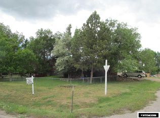 313 N 9th St, Saratoga, WY 82331