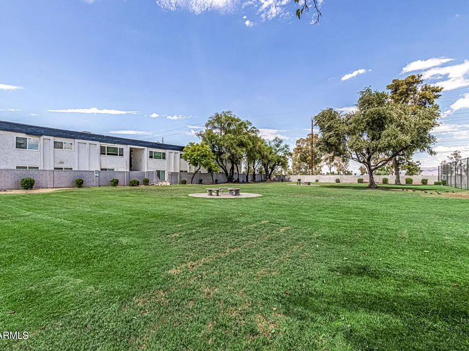 424 W Brown Rd #129