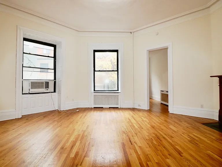 17 W 73rd St #2R — Photo 2