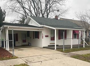 1703 S Sherman St, Bay City, MI 48708