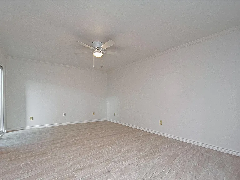 8312 Augustine Dr #D — Photo 12