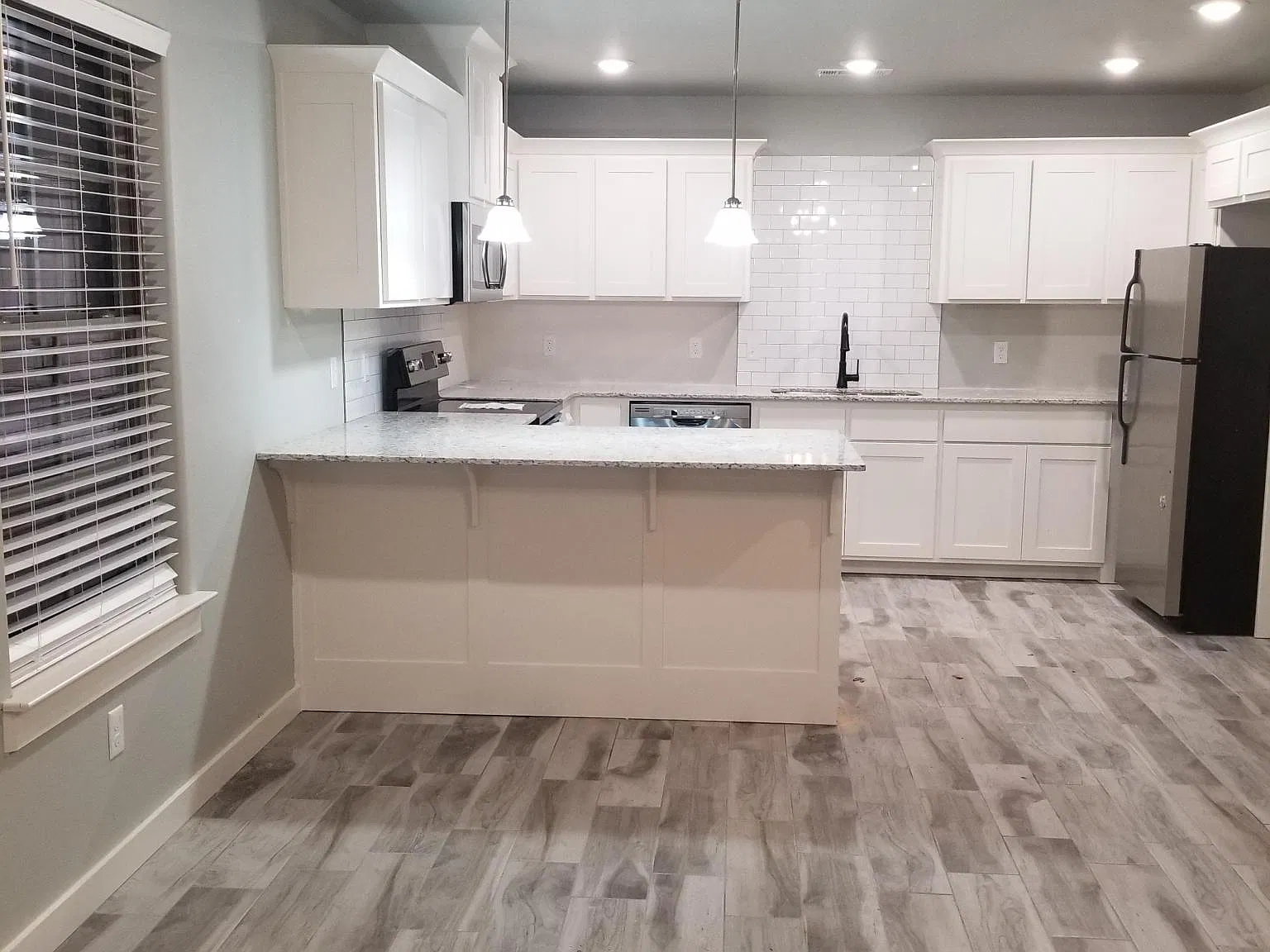 3 bed, 2.5 bath, 1400 sqft, $1,475 — Photo 4