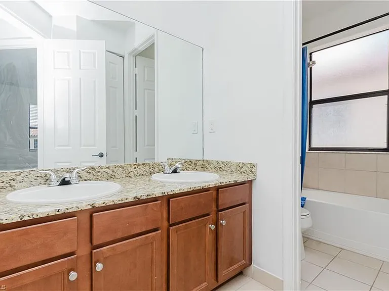 5360 Brin Way — Photo 14