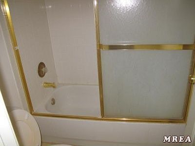 Hall Bath shower