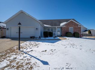 10711 N Fieldgrove Dr, Dunlap, IL 61525