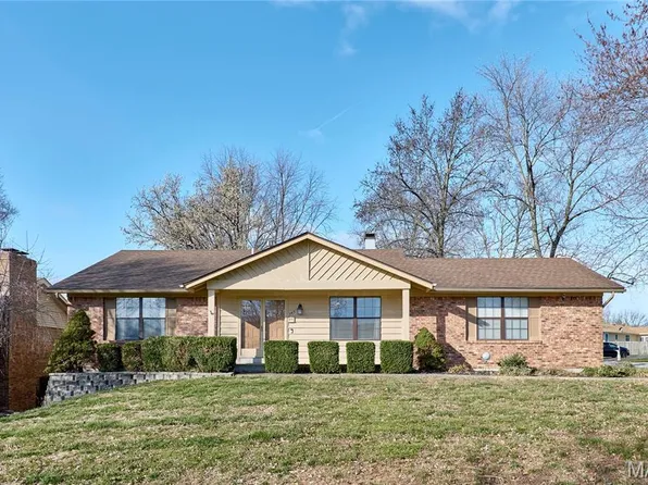 345 Rachels Trl, Saint Peters, MO 63376