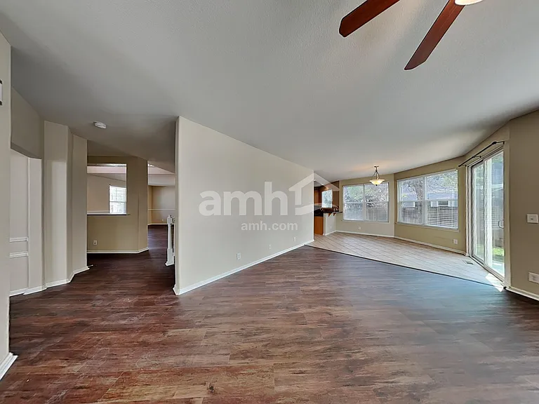 13725 Kearney St — Photo 12