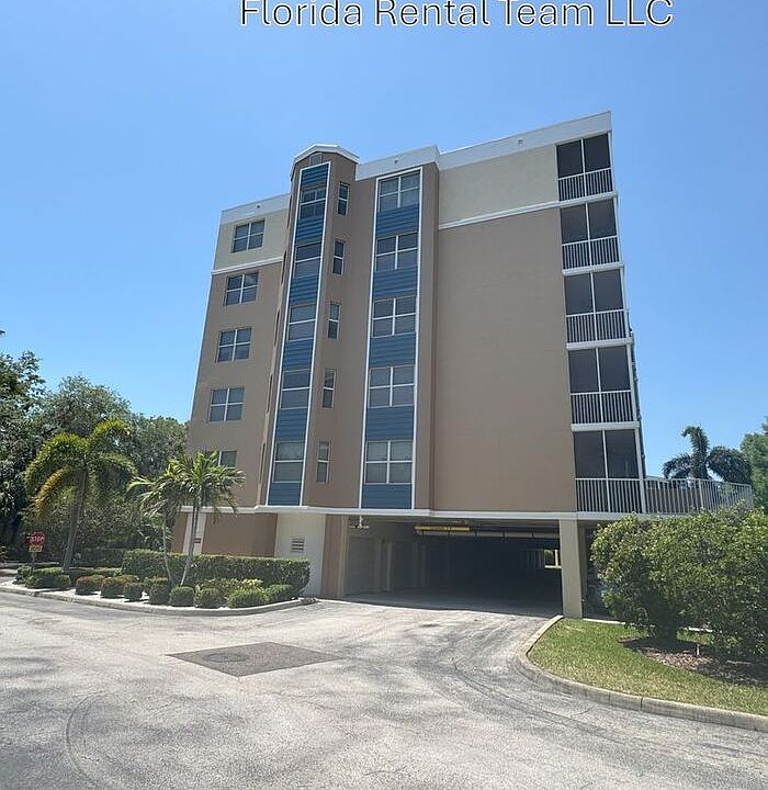 1st image of 960 Starkey Rd APT 5105