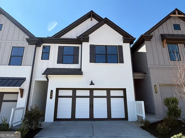 339 Brook Landing Cir, Auburn, GA 30011