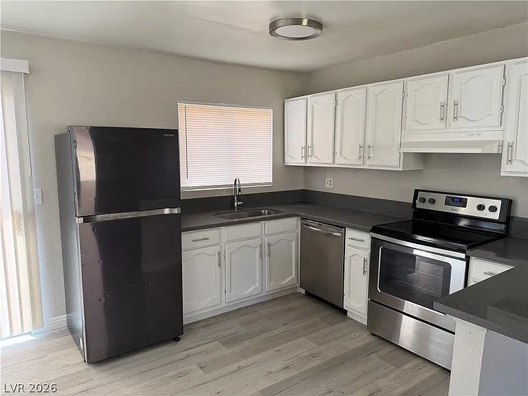 5206 Golden Ln #D — Photo 6
