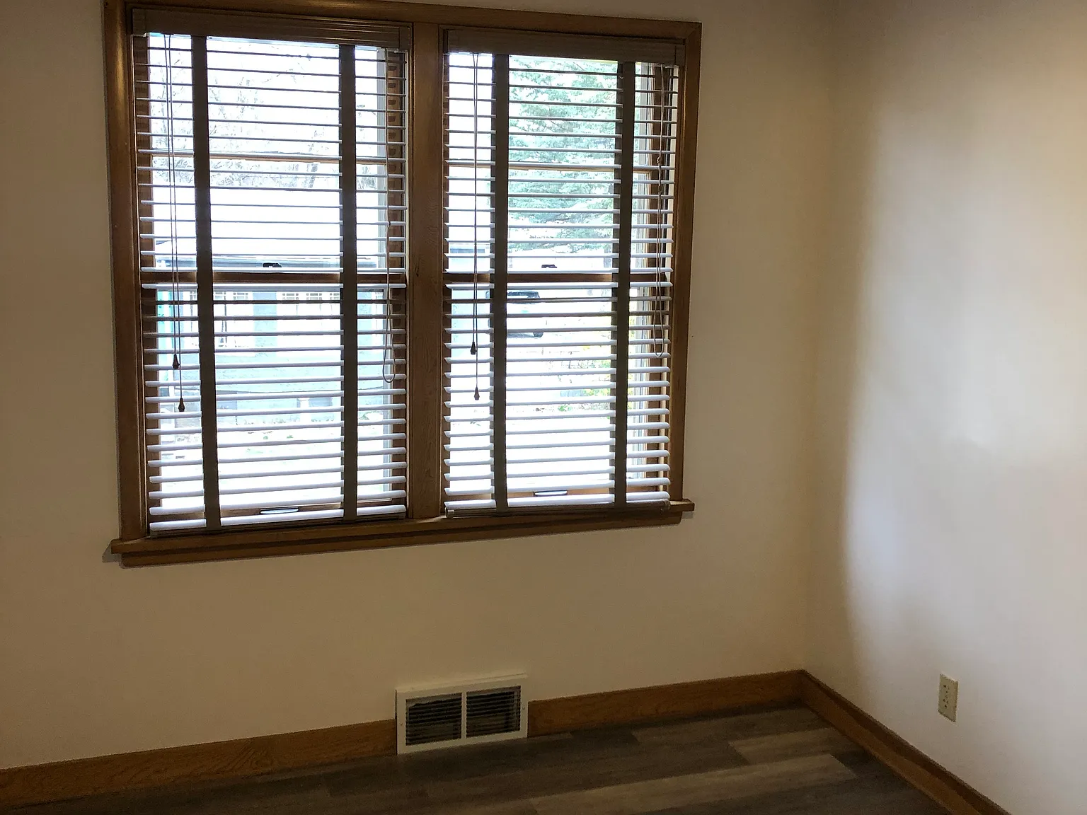 2 bed, 1092 sqft, $1,100 — Photo 3