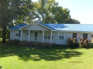 1810 Lanning Rd, Leoma, TN 38468