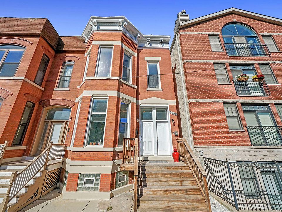 1st image of 2318 W Moffat St