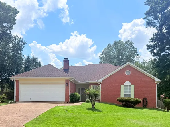403 Autumn Creek Dr, Ridgeland, MS 39157