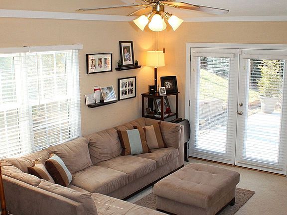 Inviting family rm w/fire place