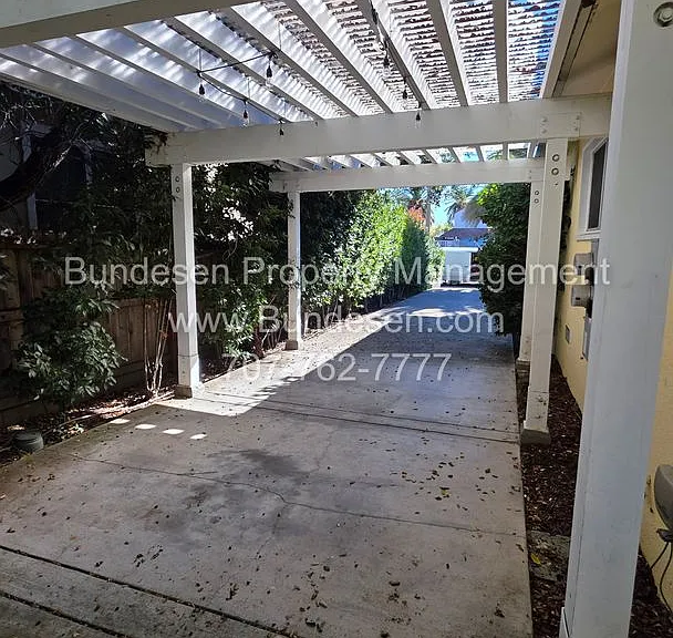 340 Church St — Photo 4