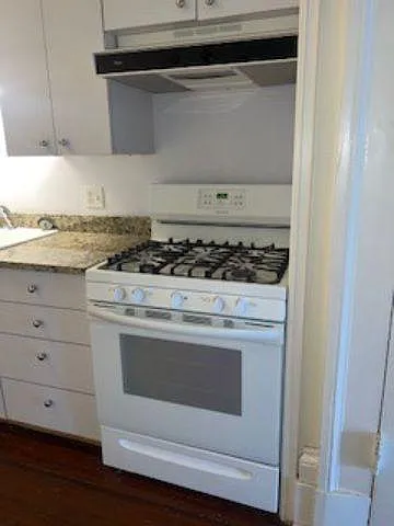 Apartments at the Lower Pontalba — Photo 3