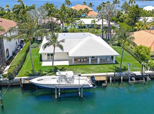 1071 Gulfstream Way, Riviera Beach, FL 33404