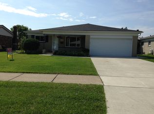 3744 Smith Ct, Sterling Heights, MI 48310