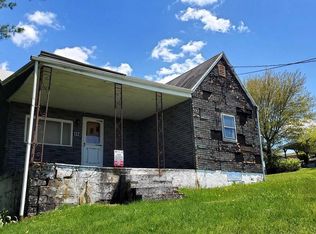 122 Main Blvd, Ringtown, PA 17967