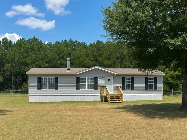 88 Hayden Dale Rd, Wiggins, MS 39577