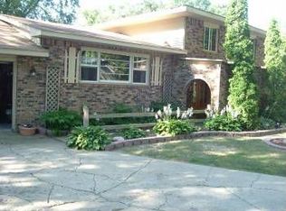 5511 Redwood Ave, Portage, IN 46368