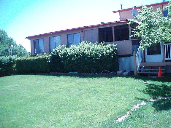Spacious Back Yard