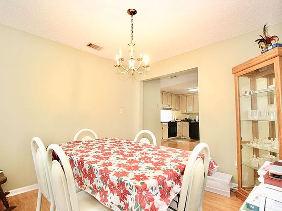 5th image of 2560 Forrestwood Dr