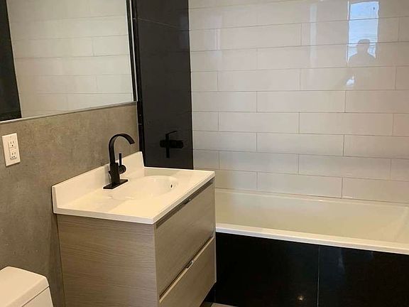 5th image of 171 Linden Blvd #7E