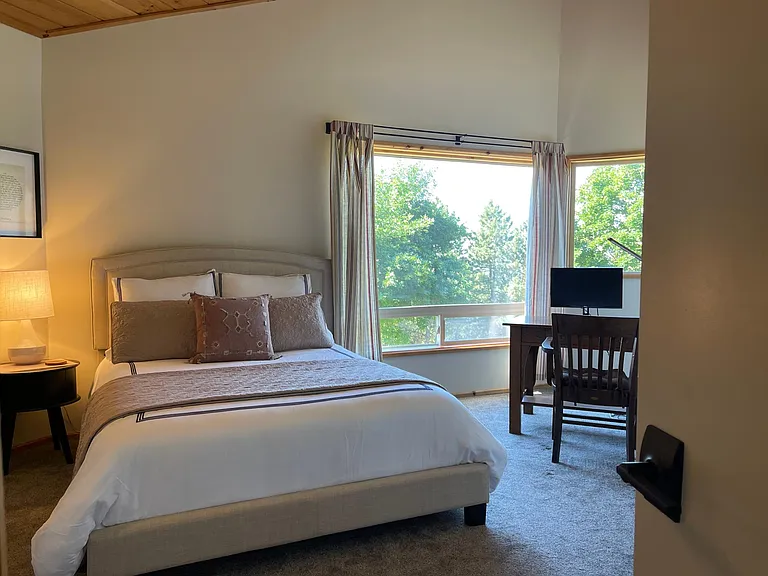 E Custer Ln — Photo 11