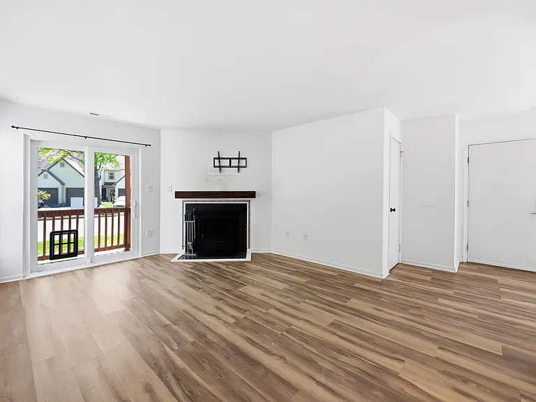 118 Woodlake Dr #118 — Photo 15