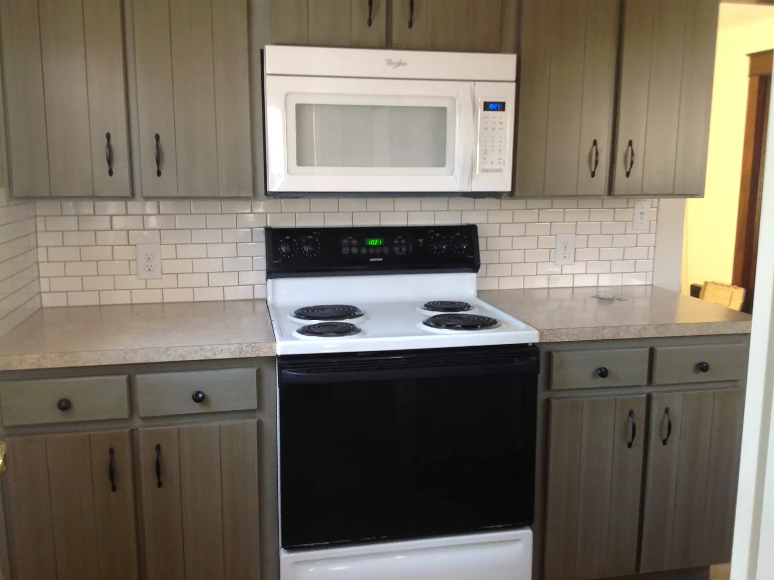 4 bed, 1600 sqft, $1,650 — Photo 3