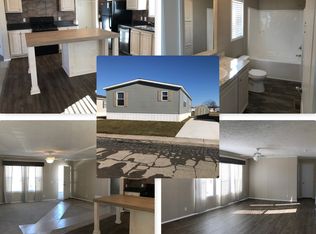 906 S 10th St, Dekalb, IL 60115